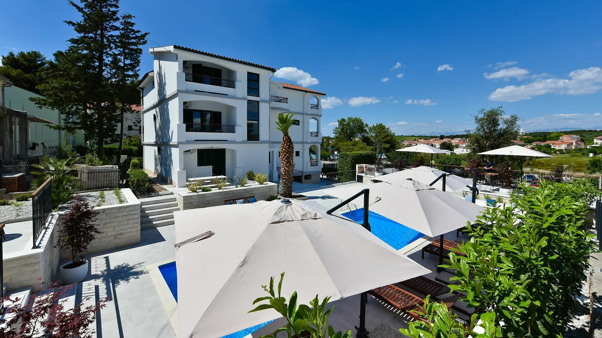 Mediterraneo Garden Apartments Petrčane